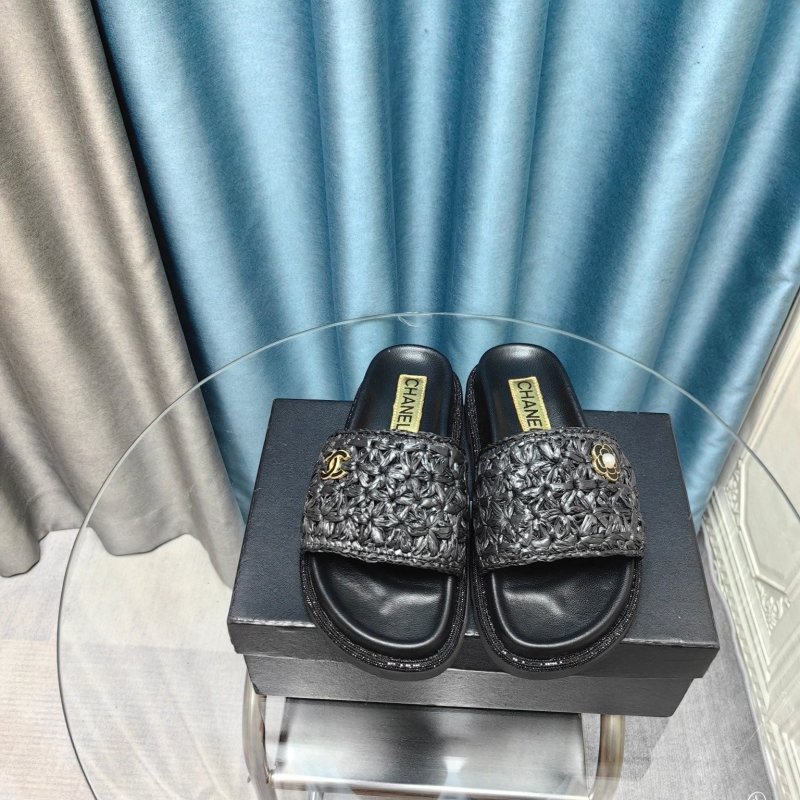 Ch*el slippers